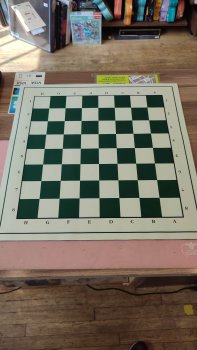 TAPIS JEUX ECHECS 2MM 50X50CM